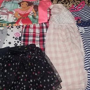 LOT OF LITTLE GIRLS CLOTHES 20 PIECES